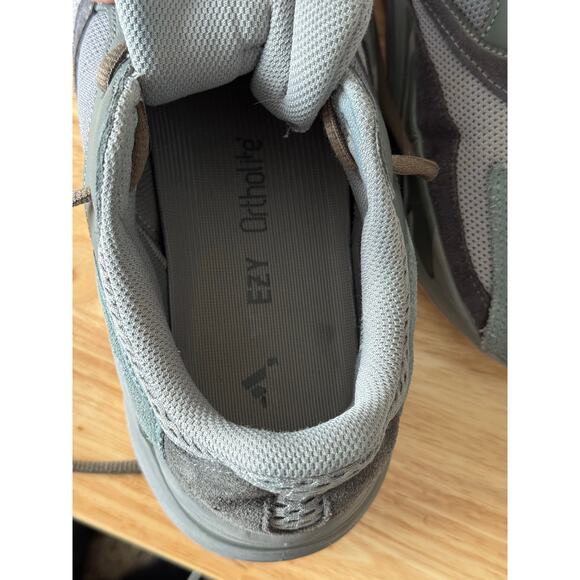 Adidas Yeezy Boost 700 Teal FW2499 Mens Size 9 - Picture 16 of 16